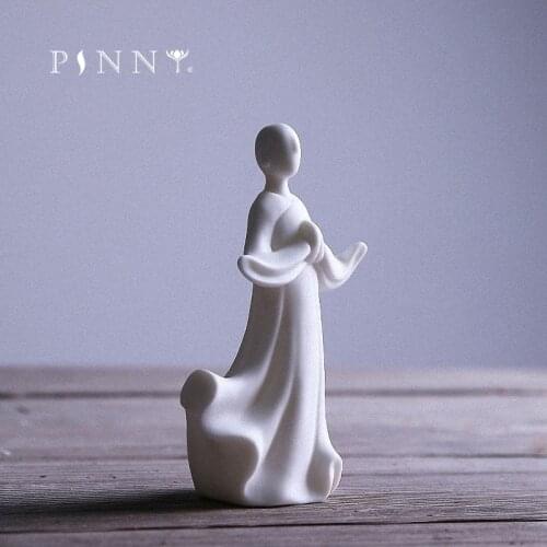 PINNY White Porcelain Zen Art Statues Decoration Home Decoration Accessories Modern Ceramic Ornaments Porcelain Figurines