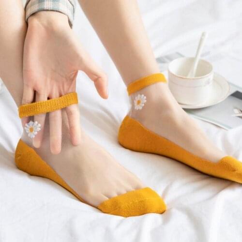 5 Pair Breathable Ankle SocksHarajuku Summer Small Daisy Star Lace Women Summer Thin Silk Transparent Elastic Soft Socks
