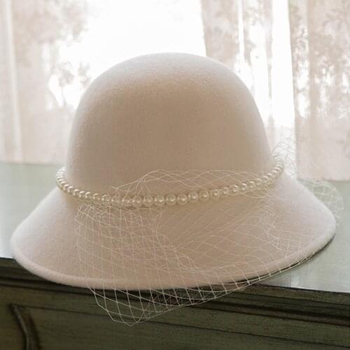 FS White Beads Mesh Dome Hat Fedoras Caps Hats For Women British Style Banquet Wedding Church Hats Lady Derby Cloche Cap