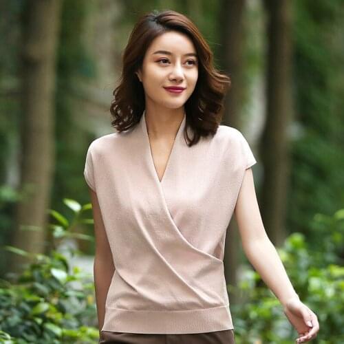 Female Elegant Short Sleeve Knitwear Thin Criss Cross Top Plus Size Knitted Pullover 2xl Women Summer Light Pink V-neck Sweater