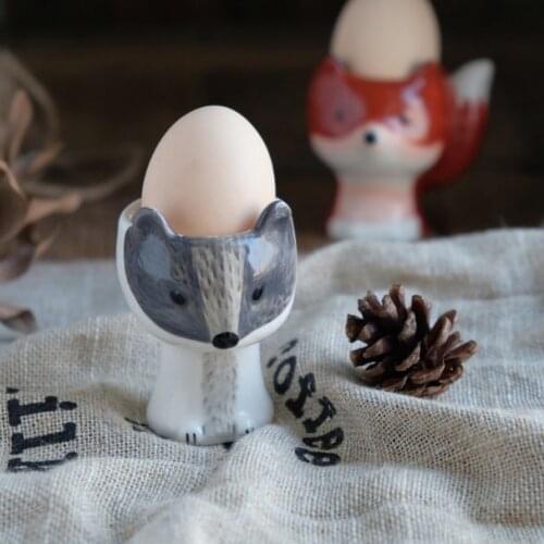 Creative Egg Tray Ceramics Egg Boiler Squirrel Shap Tableware Decoration Lovely Kitchen Tools Egg Cups ZL006