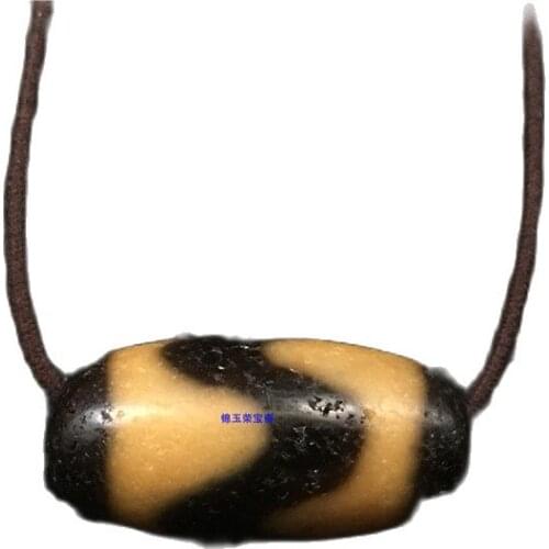 Natural shale Tianyuan yuan stone to pure Tibet old Tianzhu hand string men and womens accessories open light collection to kee