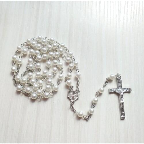 QIGO White Acrylic Pearl Rosary Necklace Catholic Pray Cross Jewelry