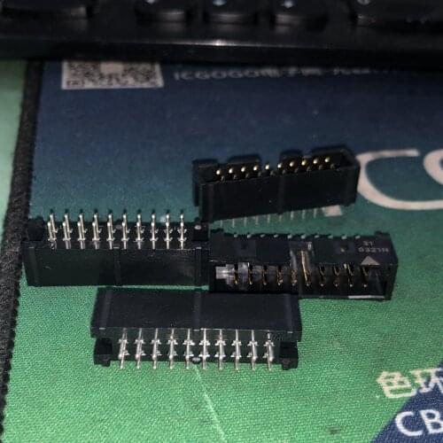 New flat cable connector XG4C-2031 Plug 20P Straight DIP20 2.54MM pitch 90pcs/lot