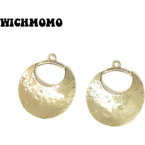 2019 New 34*30mm 2pieces/bag High Quality Zinc Alloy Gold Round Moon Charms Pendant for Earring Necklace Jewelry Accessories