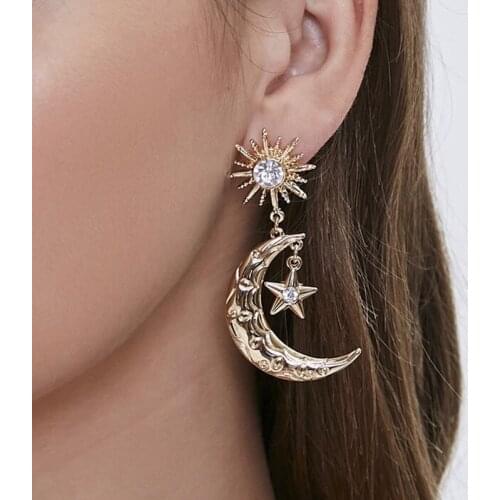 European and American Exclusively for The Star and Moon Alloy Symmetrical Earrings Fashionable and Popular Earrings