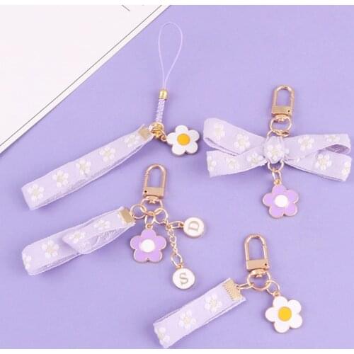 Creative Small Flower Ribbon Keychain Cute Alloy Sunflower Ornaments Keyring for Women Girls Bag Car Airpods Keyfob Gifts