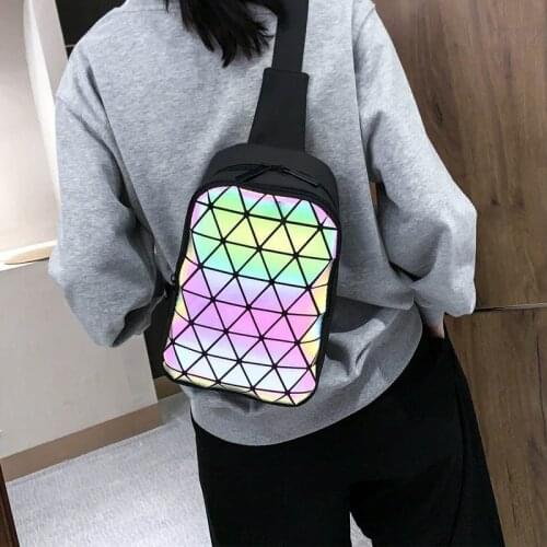 Fashion Chest Bags Women Men Bag Luxury Brand Crossbody Back Pack Unisex Chest Pack Triangular Sequin Design Shoulder Purse