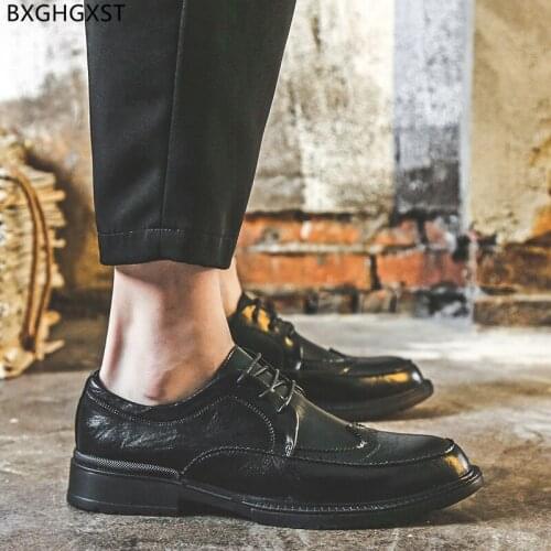 Black Dress Shoes Mens Fashion Luxury Brand Oxford Man Shoes High Quality Brogues Men Wedding Shoes 2021 Chaussure Homme Zapatos