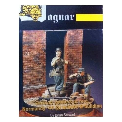 1:35 Resting soldier(Contains scenes base)