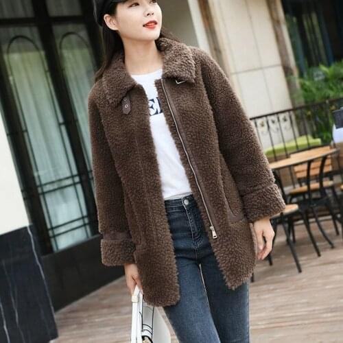 Women Clothing Winter Real Fur Coat Female Sheep Shearing Jacket Ladies Elegant Genuine Wool Fur Coat Lapel Outerwear Y816