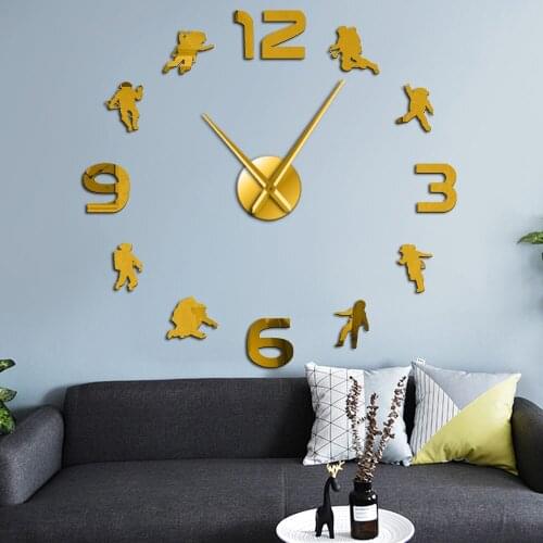 DIY Wall Art Frameless AstronautAcrylic Mirror Effect Modern Wall Clock Outer Space Kids Room Decor Spacemen Wall Sticker Watch