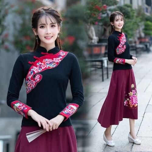 Ladies Chinese Tops Hanfu Embroidery Vintage Shirt Ethnic Literary Stand Collar Cotton Linen Chinese Style Clothing Women TA1385