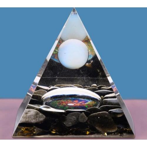 Crystal Epoxy Pyramid Decoration Avoid Radiation Opal Ball Desk Decor Ogan Obsidian Crushed Stone Healing Meditation Ornaments