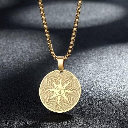 QIAMNI Stainless Steel Mens Viking Solaire of Astora Sun Pendant Necklaces Dark Souls Punk Rock Hip Hop Cool Jewelry Gift