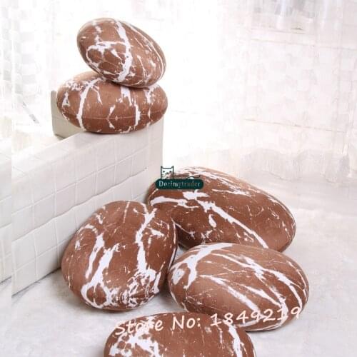 Dorimytrader Pop Realistic Cobblestone Plush Pillow Stone Shape Cushion Livingroom Decoration Children Play Doll Creative Gifts