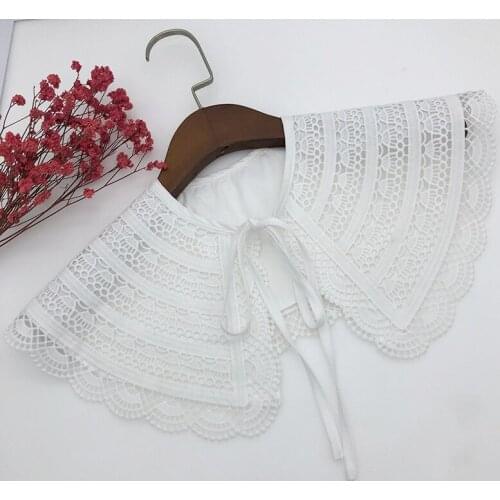 2021 White Lace Big Lapel Fake Collar Shawl Women Detachable Shirt Collar False Blouse Collar Neckwear Clothing Accessories