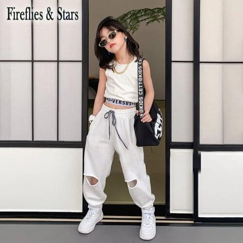 Summer Girls 2 Pcs Set Baby Crop Top Vest + Pants Kids Suits Children Fashion Clothes Letter Elastic Band Hole 2 To 6 Yrs