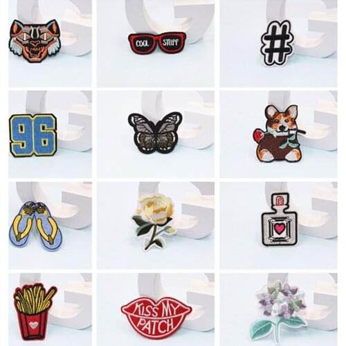 Embroidered Fashion Flower Dog Patches For Women Lovely Girls Kids Iron On Patch Clothing Applique Sticker DIY Accessory BU188