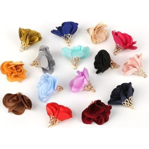 20x25mm 10pcs Cloth Flower Tassel Charms Pendant Small Pearl Buckle Flower Plated Gold Bell Flowers Apparel Sewing Fabric Tassel