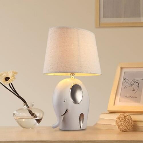 Modern Ceramic Animal Table Lamps for Living Room Home Lighting Bedroom Bedside Desk Lamp Art Deco Dining Room Light Fixtures