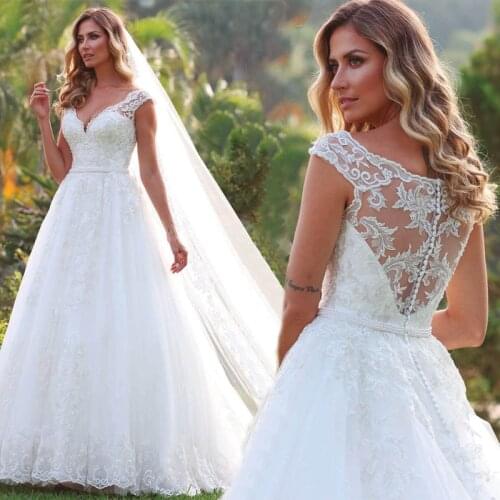 Princess Wedding Dresses 2021 Pearls Lace Appliques V-Neck Ball Gown African Bridal Gowns Robe Mariage Vestido De Noiva
