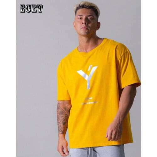 2021 Summer Cotton Round Neck Mens T-shirt Streetwear Casual Loose Short Sleeve Top Jogger Fitness Fashion Sportswear