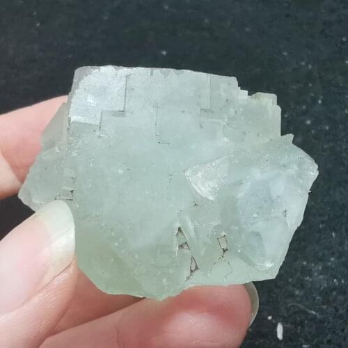 73.8gNatural fluorite and mica crystal mineral stone home decoration wheel pulse therapy geology teaching collection decoration