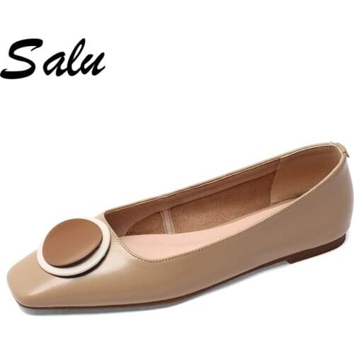 Salu Pumps
