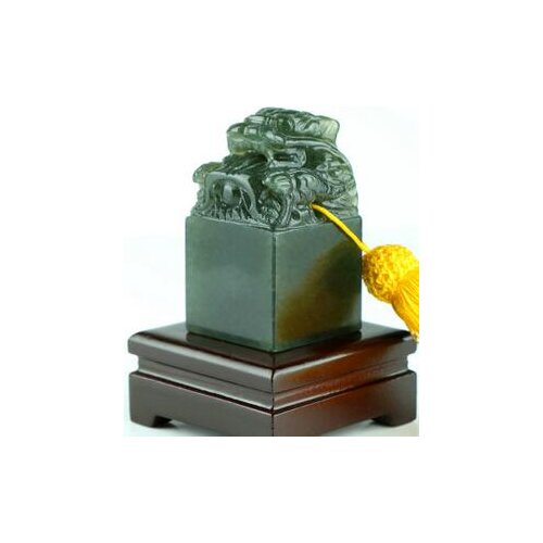 Jinshi carving Dandong green frozen stone dragon seal custom name hand-lettering 3x3x5cm