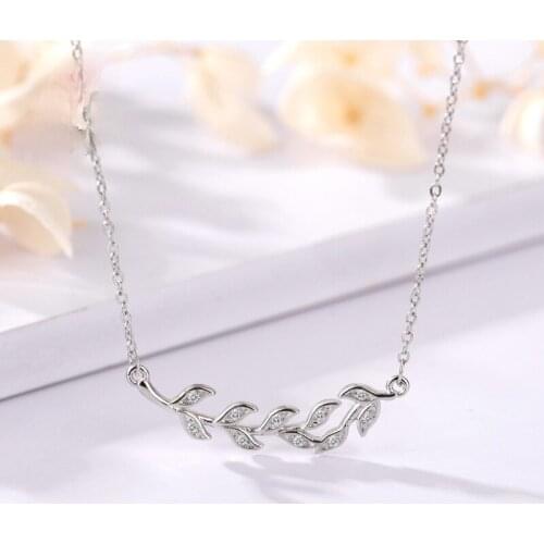 Personality Fresh Olive Branch Leaf Pendant Necklace 2021 Korean Womens Trend Clavicle Chain Fashion Womens Wedding Jewelry