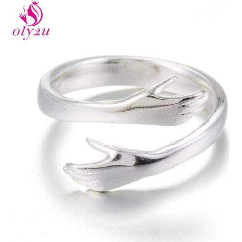 Oly2u Family Jewelry Gift Creative Hugging Hand Adjustable Ring for Women Girls Vlentines Couple Rings Anillos Mujer