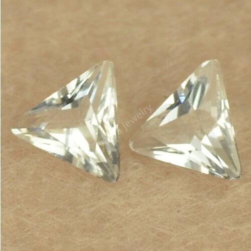 Hot Sale 3x3~10x10mm 5A White Color Glass Synthetic Gems Right Triangle Shape Brilliant Cut Loose Glass Stone For Jewerly