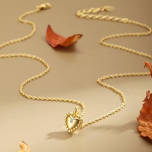 Hot Brand golden heart-shaped crystal pendant necklace female love heart inlaid zircon romantic peach heart jewelry gift wedding