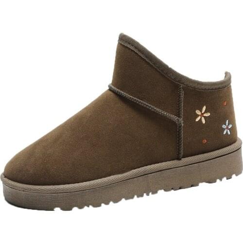 2020 New Winter Womens Snow Boots Fashion Cute Flower Embroidery Wild Suede High Quality Plus Velvet Warm Womens Shoes B21-84