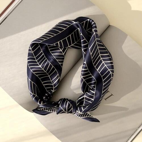 100% Natural Silk Square Scarf Women Print Small Bandana Hair Headscarf Summer Ladies Neckscarf Real Silk Scarves Shawls Wraps