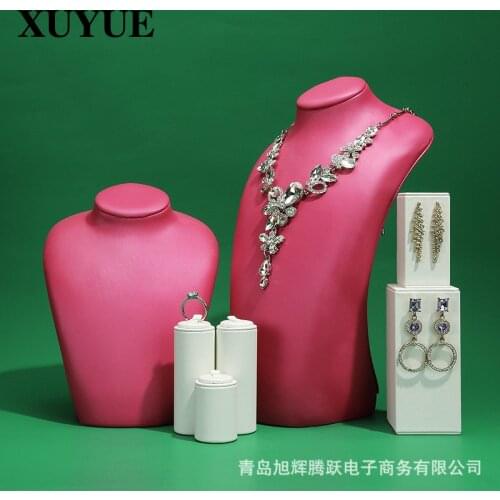 Factory direct selling jewelry props mannequin jewelry display rack necklace pendant window jewelry rack display spot