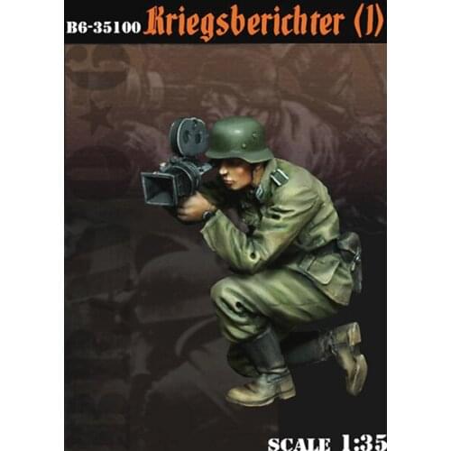 1/35 Kriegsberichter (1) Resin kit soldiers GK Military subject matter of WWII Scene combination Uncoated No colour