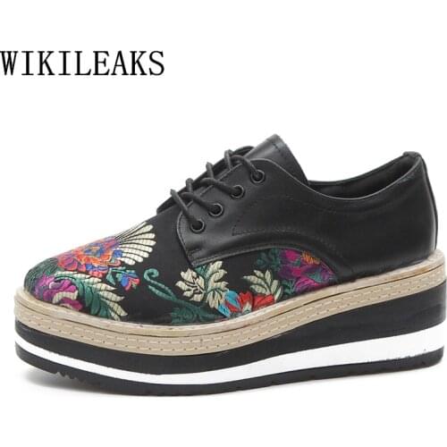 2020 Designer Embroidered Flowers Platform Shoes Luxury Brand Oxford Shoes For Women Zapatillas Mujer Casual Ladies Shoes Black