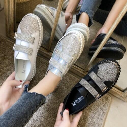 2020 Crystal Diamonds Women Flats Bling Woman Shoes Rhinestone Ladies Casual Shoes Round Toe Slip-on Platform Shoes