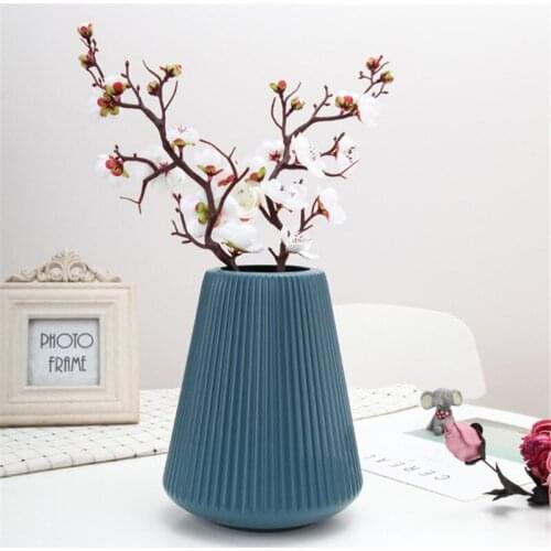 NooLim Plastic Flower Vases