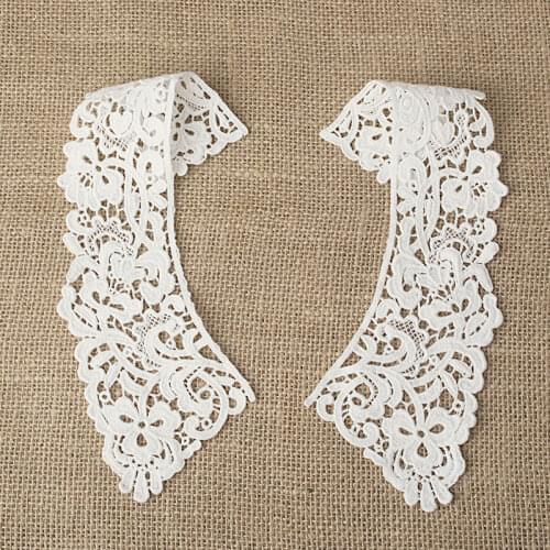 YAYA HOUSE Collars