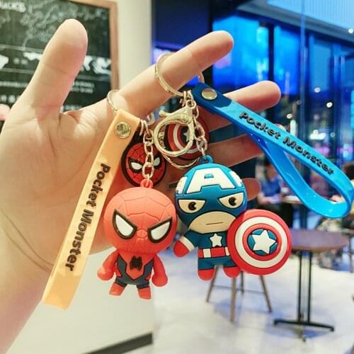 Marvel Legends Avengers Key Chain Spiderman Captain America Cartoon Couple Key Chain Men Cute Iron Man Doll Bag Pendant Keyring