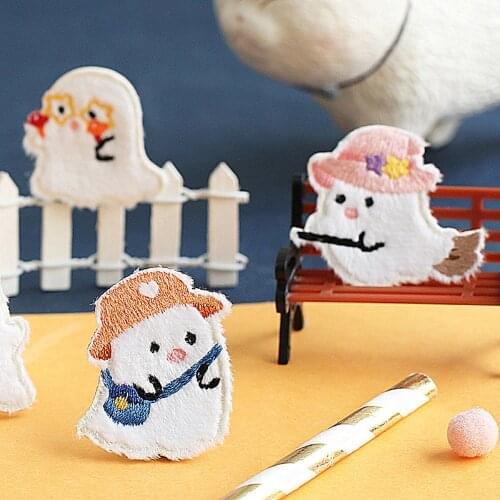 Maxsin 1 pcs High Quality lovely cartoon snow white elf embroidery Brooch ornament for Bag Jeans Clothes
