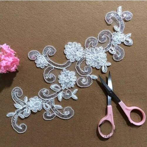 4Pairs/lot L26*W12cm Off white car bone embroidery lace flowers combination patch wedding dress accessories decals fabric A800