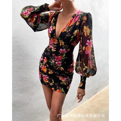 Womens 2021 new summer retro floral lantern sleeve V-neck waist dress