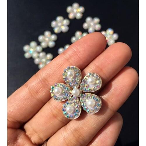 New! 5pcs bling Cute pearl Flower AB Rhinestone Applique Sew on Patch for Clothing Dress Diy Patches beaded applique applique