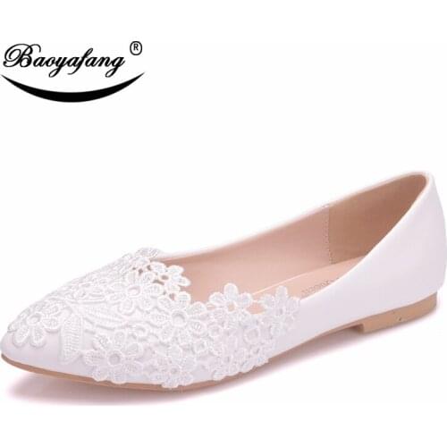 Large flat lace wedding shoes White pointed toe fashion sweet party shoes