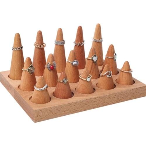019 New Beech Ring Rack Jewelry Holder Jewelry Storage Counter Display Ring Shelf Window Display Jewelry Display Props/box