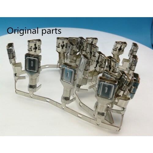 100pcs/reel Original or Copy 9.5 mm female wire terminal Crimp terminal 7116-3250 for auto connector